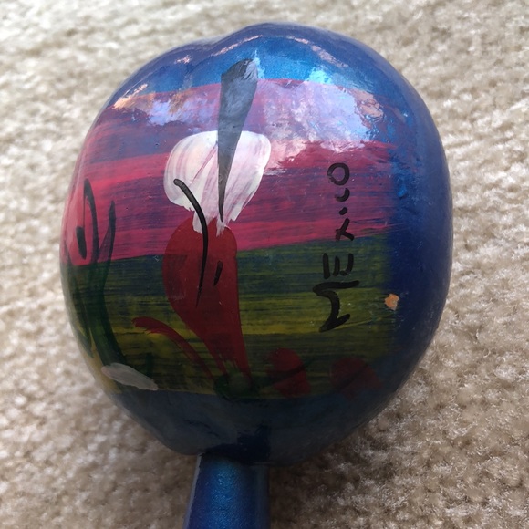 Vintage Handcrafted souvenir hand painted Mexico Maraca percussion instrument - Picture 3 of 9